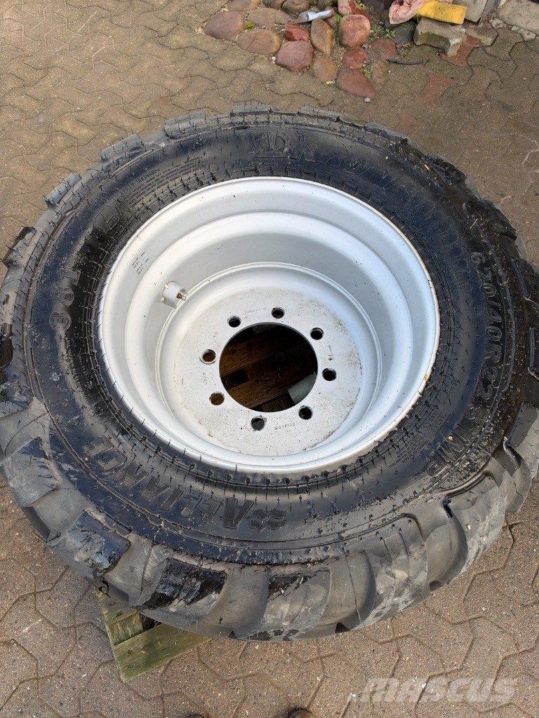 Däck och fälg 620/40R22,5 Alliance Hjul, Dæk og Fælge