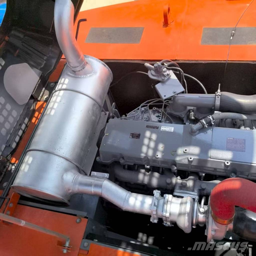 Hitachi ZX 350 Bagri goseničarji