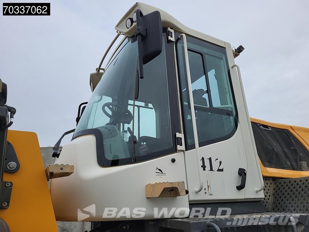Liebheer L566 Xpower Iekrāvēji uz riteņiem