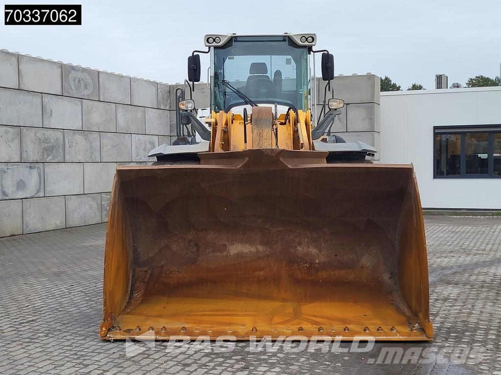 Liebheer L566 Xpower Iekrāvēji uz riteņiem