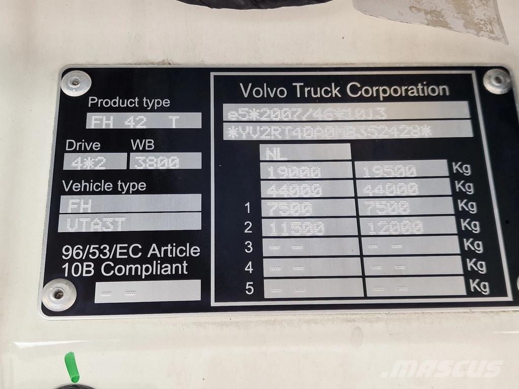 Volvo FH 13.500 4x2 Globetrotter XL - I parkcool - 2x ta Tracteur routier