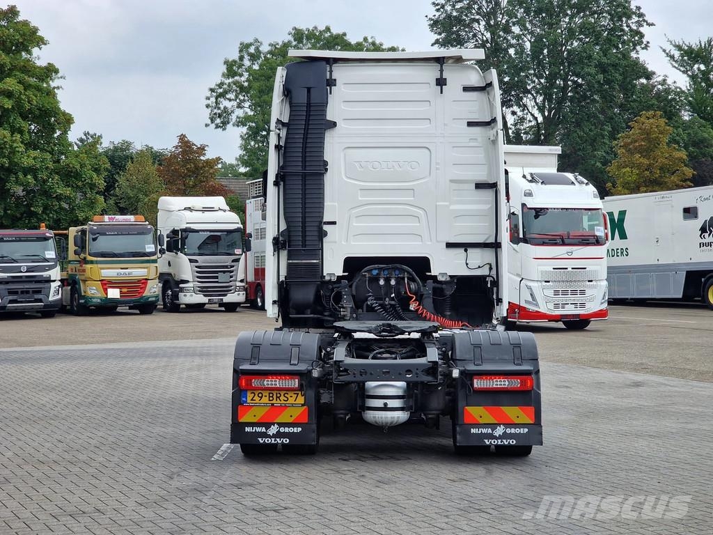 Volvo FH 13.500 4x2 Globetrotter XL - I parkcool - 2x ta Tracteur routier