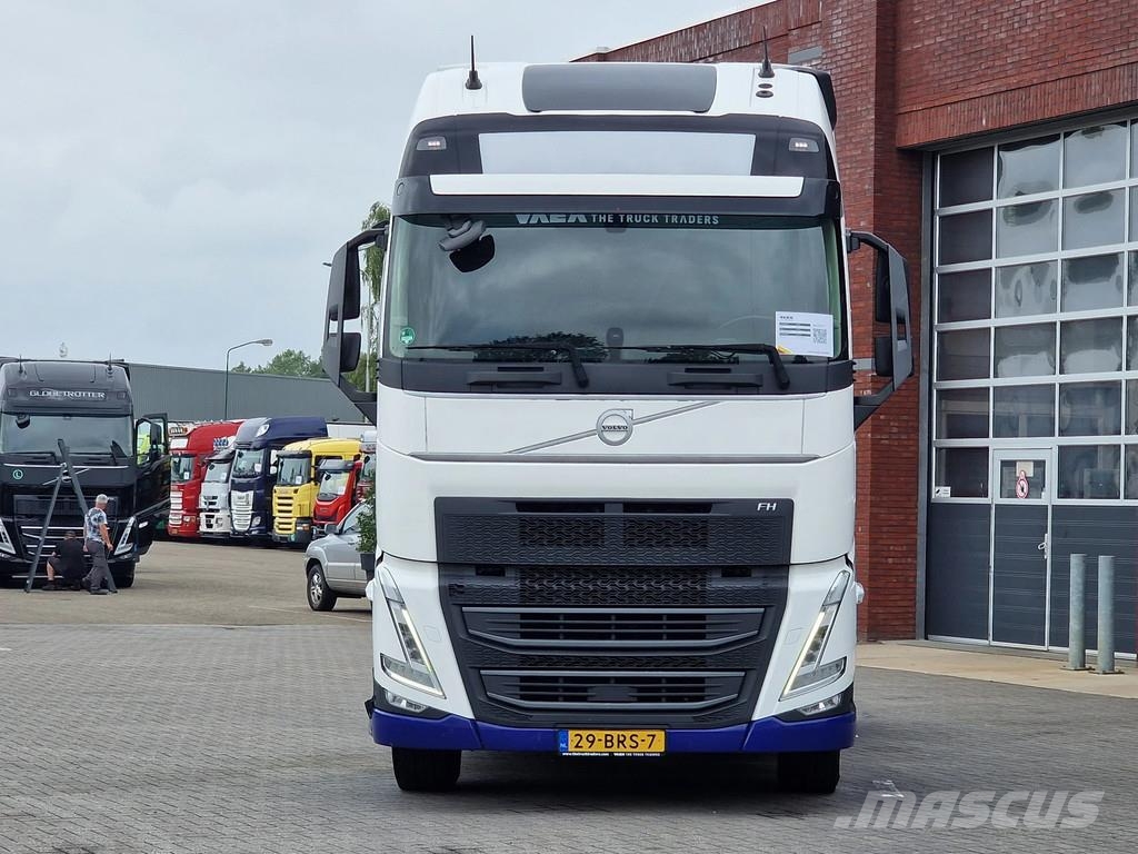 Volvo FH 13.500 4x2 Globetrotter XL - I parkcool - 2x ta Tracteur routier