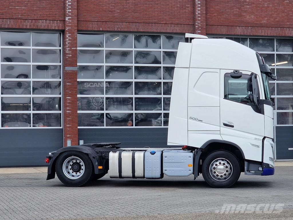 Volvo FH 13.500 4x2 Globetrotter XL - I parkcool - 2x ta Tracteur routier