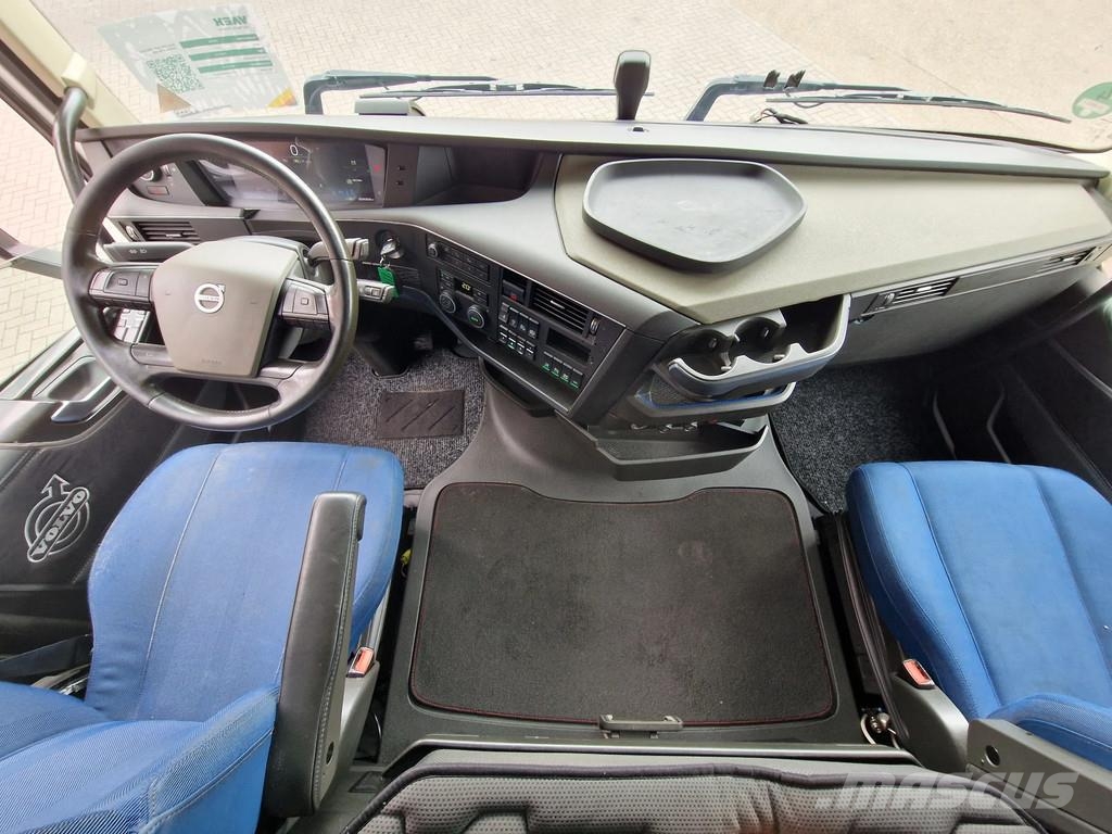 Volvo FH 13.500 4x2 Globetrotter XL - I parkcool - 2x ta Tracteur routier