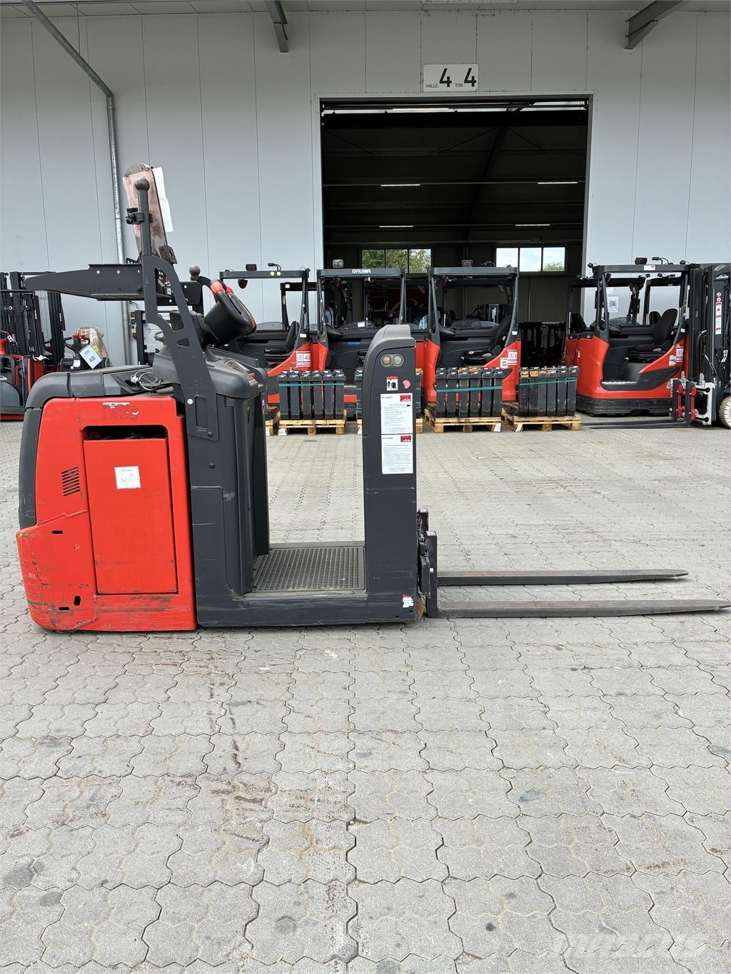 Linde V08-02 Visoko dizajući komisioni viljuškar