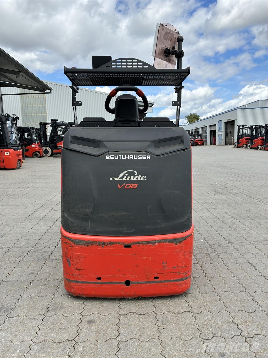 Linde V08-02 Visokodvižni komisionirni viličar