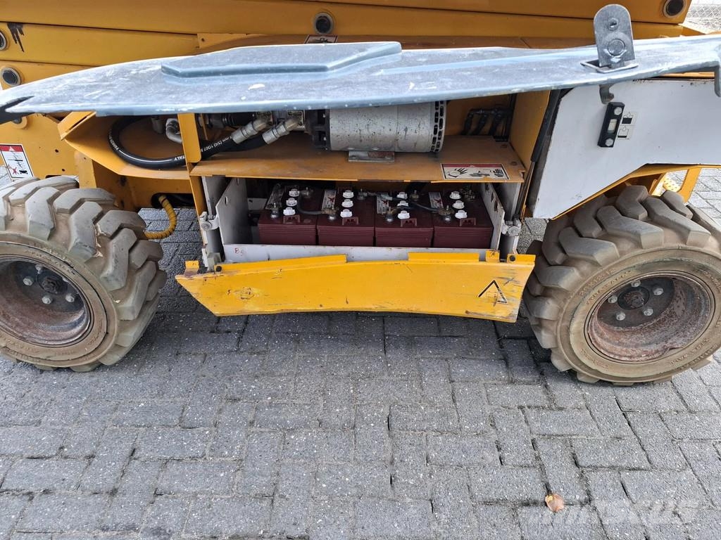 Haulotte COMPACT 10RTE Compact 10 RTE Šķerveida pacēlāji