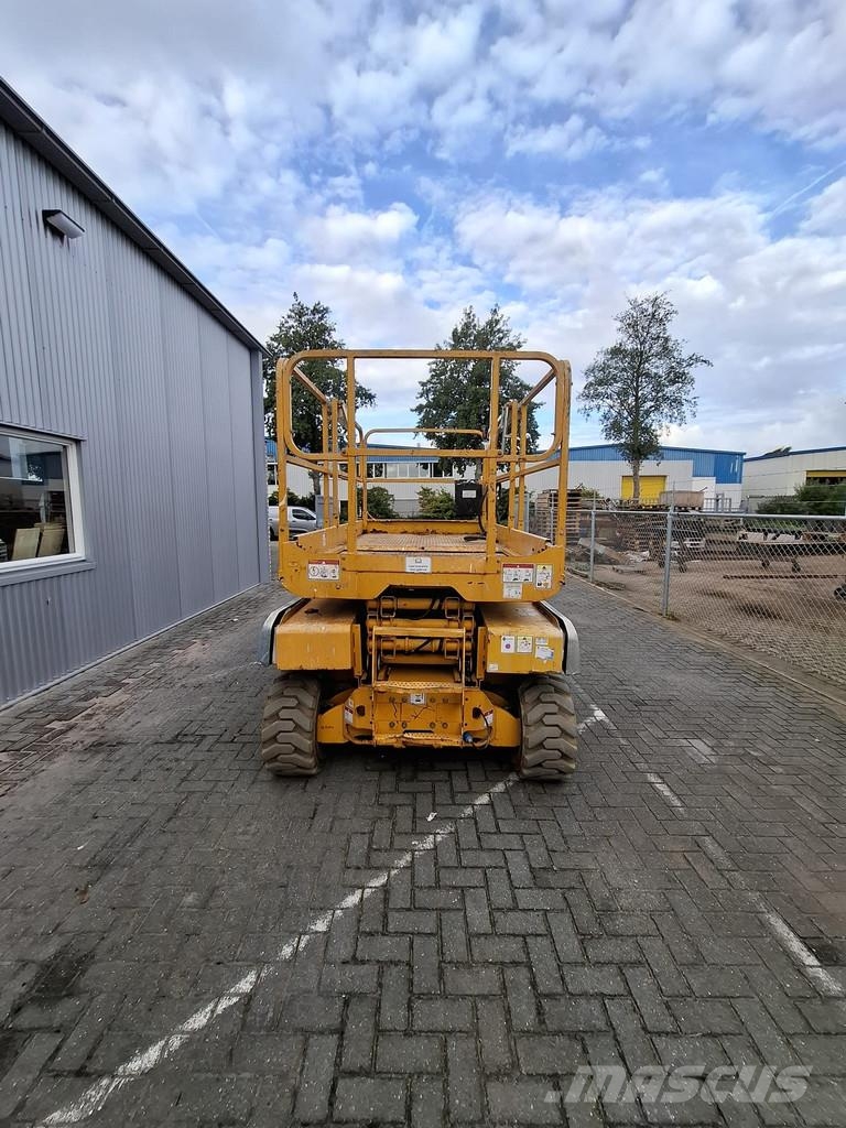 Haulotte COMPACT 10RTE Compact 10 RTE Šķerveida pacēlāji