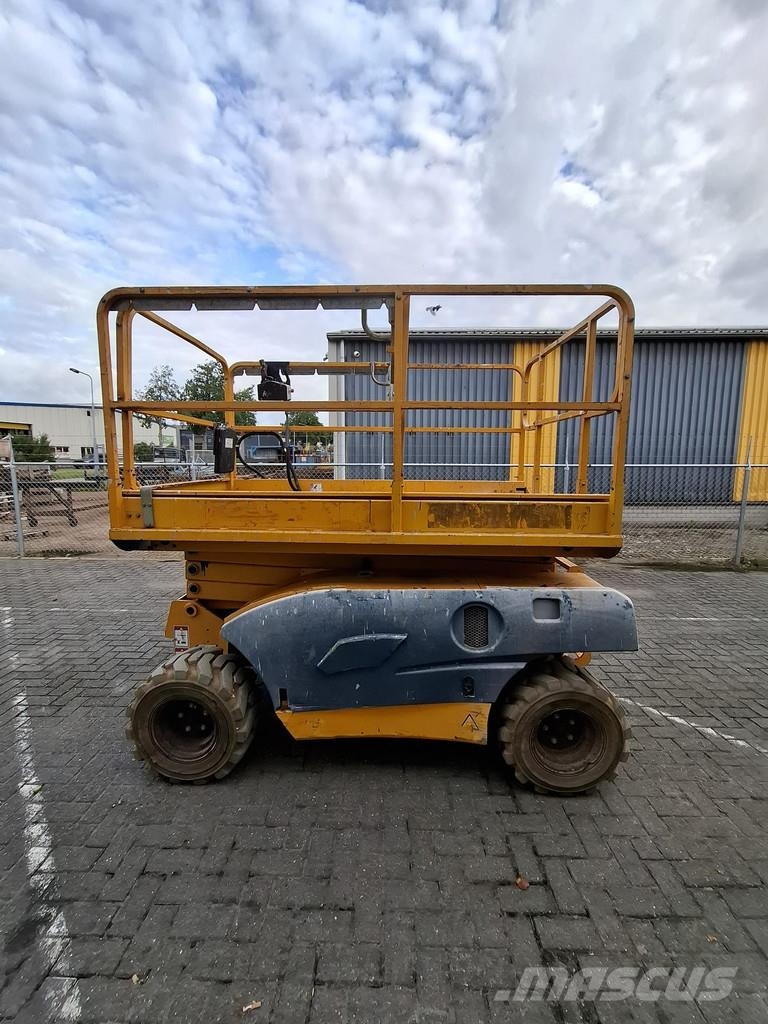 Haulotte COMPACT 10RTE Compact 10 RTE Šķerveida pacēlāji