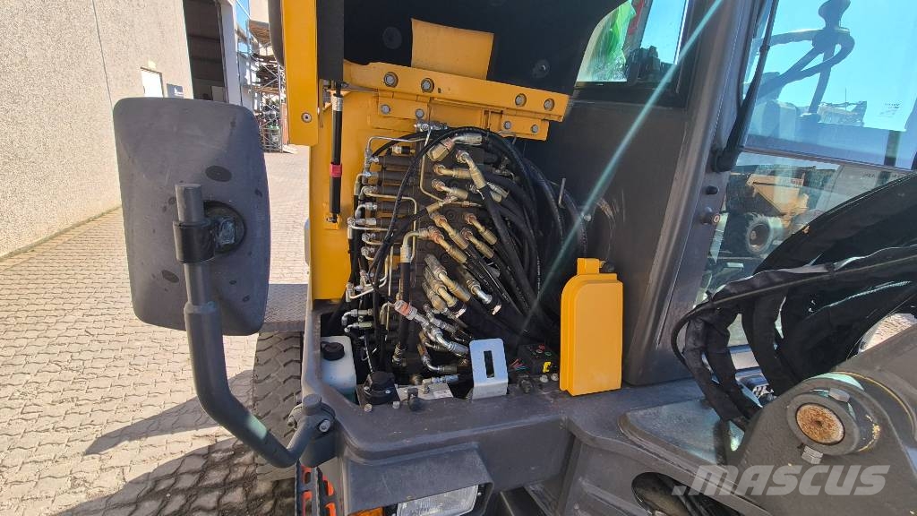 Volvo EW 60 E حفارات بعجل