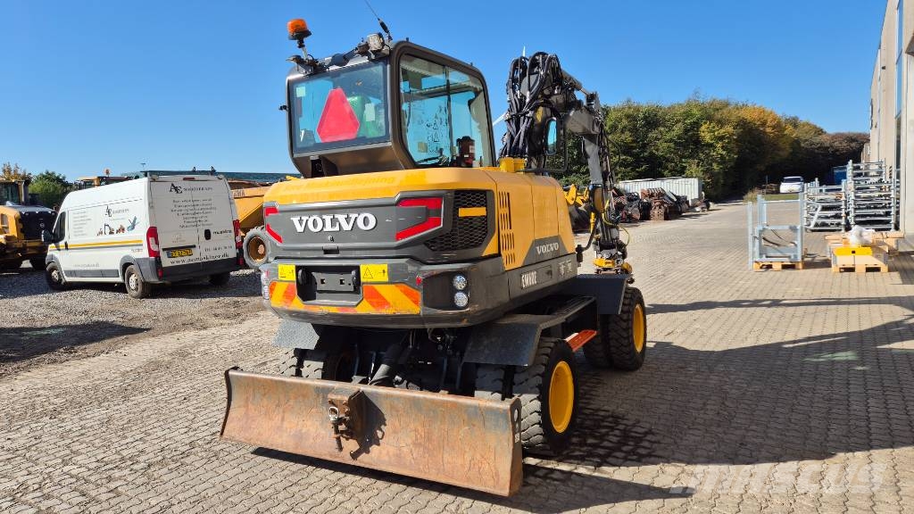 Volvo EW 60 E حفارات بعجل