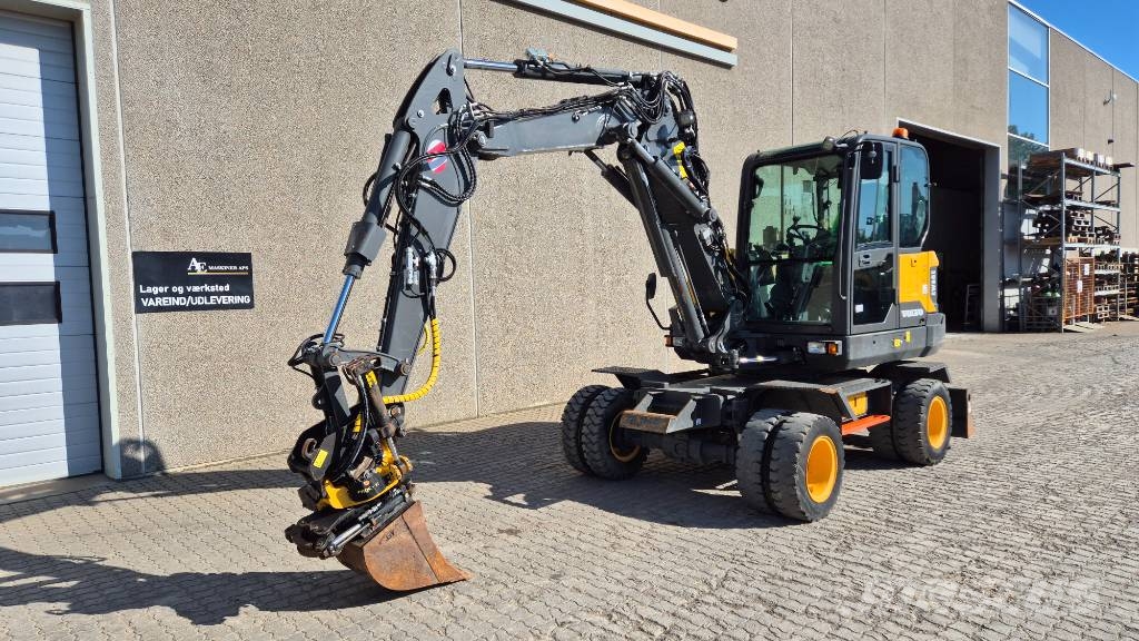 Volvo EW 60 E حفارات بعجل