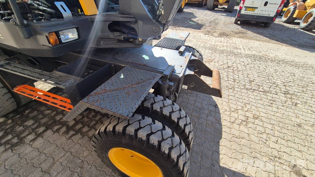 Volvo EW 60 E حفارات بعجل