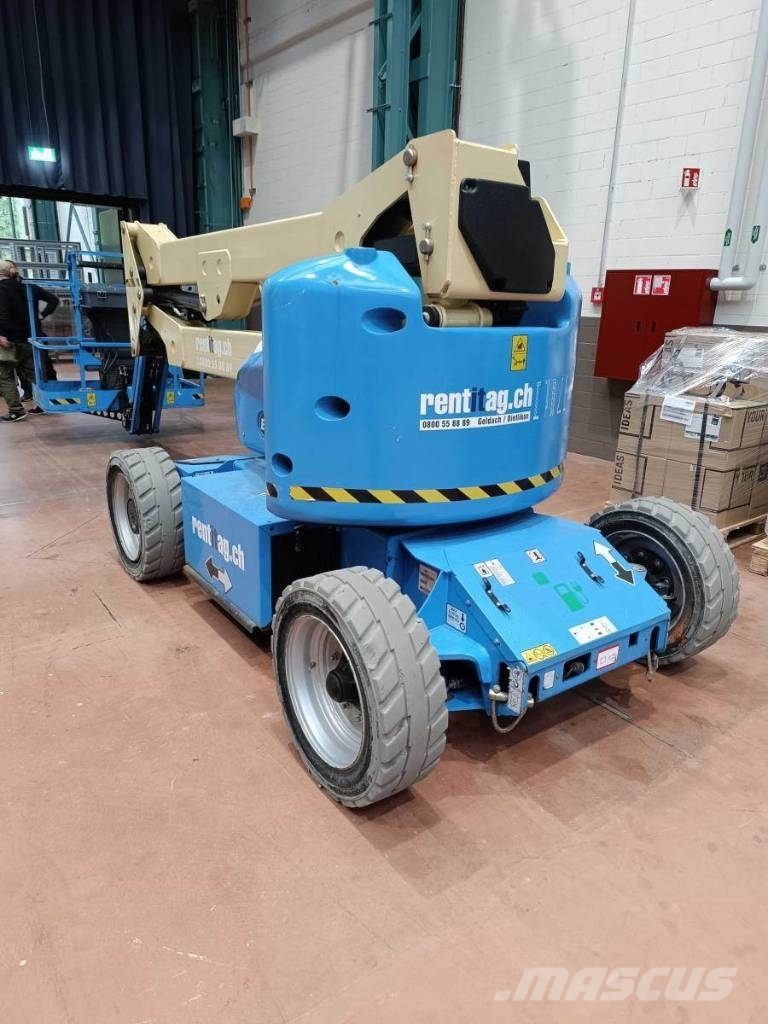 JLG E 450 AJ Articulated boom lifts