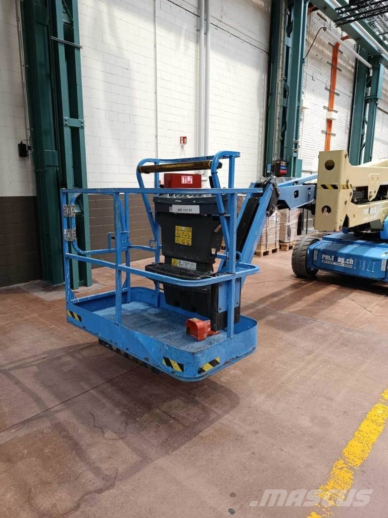 JLG E 450 AJ Articulated boom lifts
