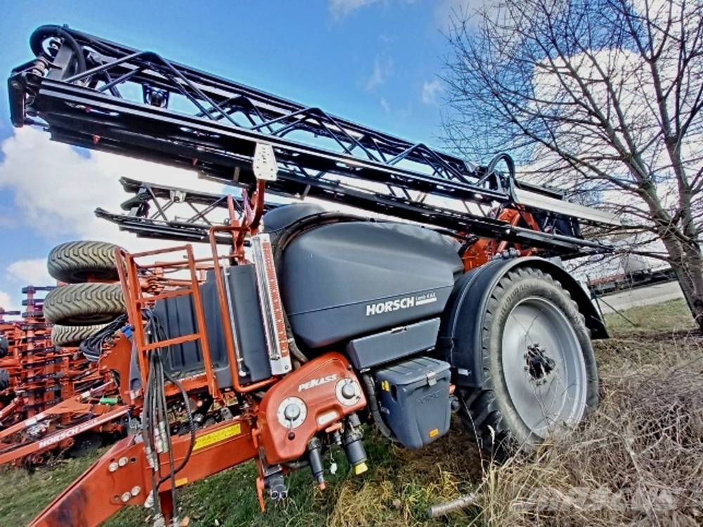 Horsch Leeb 4 AX Trailed sprayers