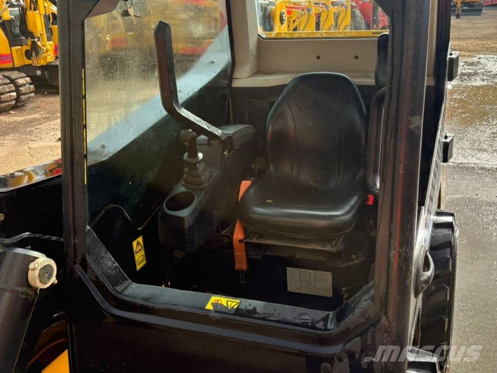 JCB SSL 135 Skidsteer Schrankladers