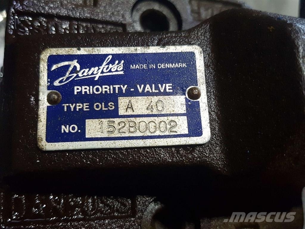 Zeppelin ZM15-Sauer Danfoss OSPC160LS-Steering unit هيدروليات