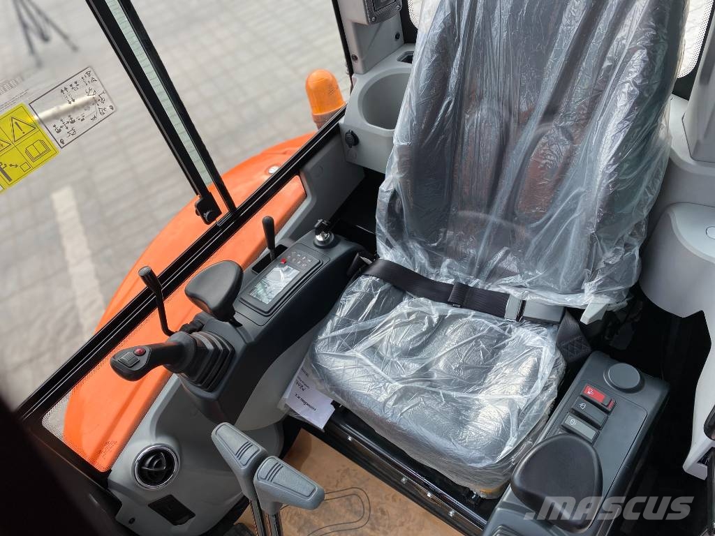 Lonking Cdm6025 Mini kotrók < 7t