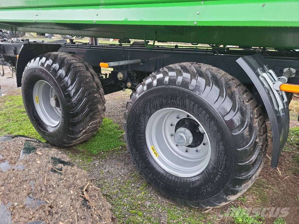 Pronar T 700 M/1 Vyklápacie prívesy