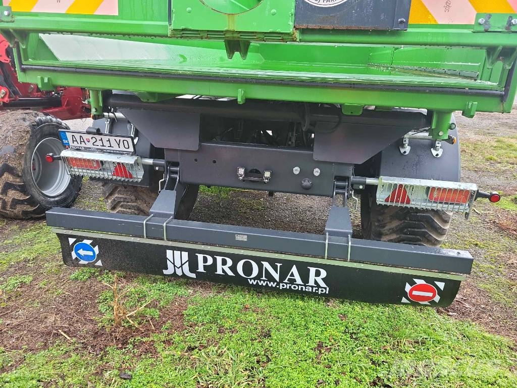 Pronar T 700 M/1 Vyklápacie prívesy
