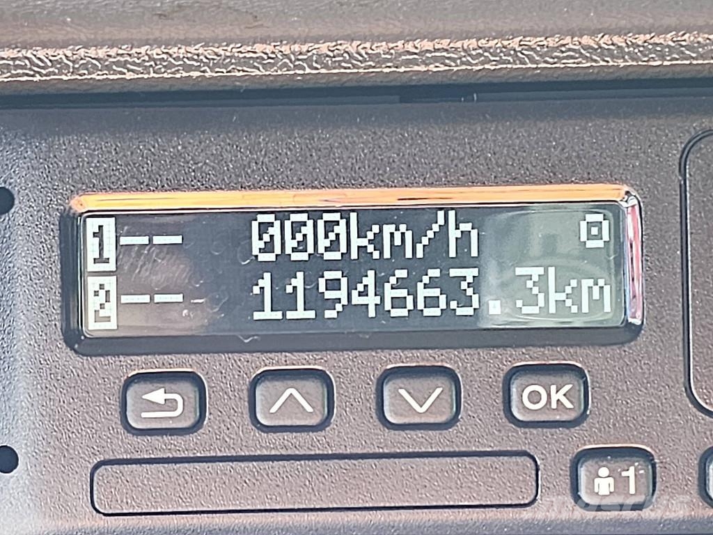 Scania G440 Тягачі
