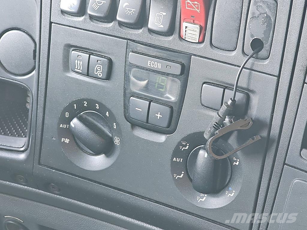 Scania G440 Тягачі
