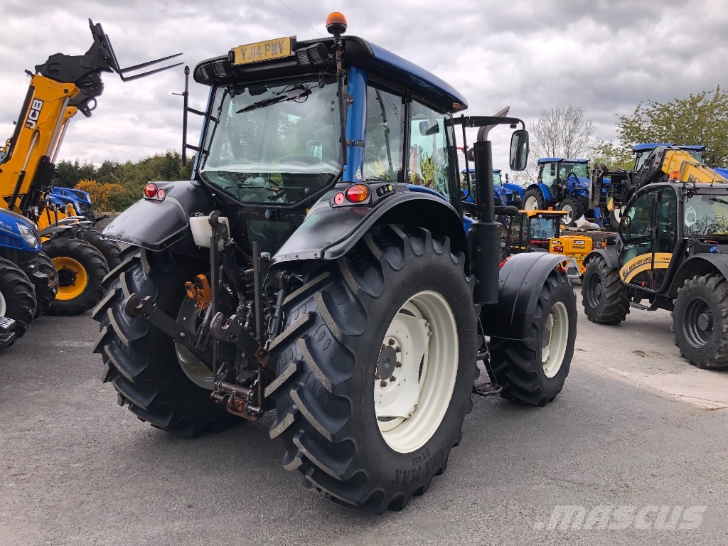 Valtra N 143 HT Traktory