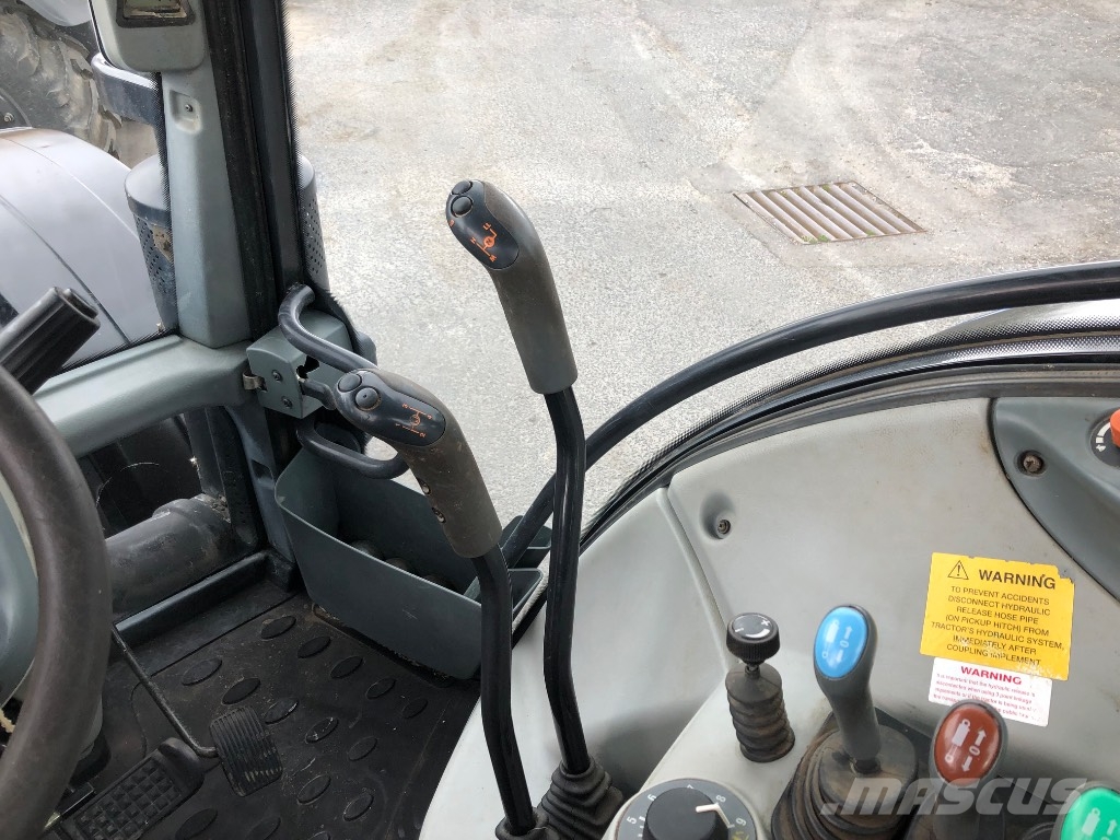 Valtra N 143 HT Traktory