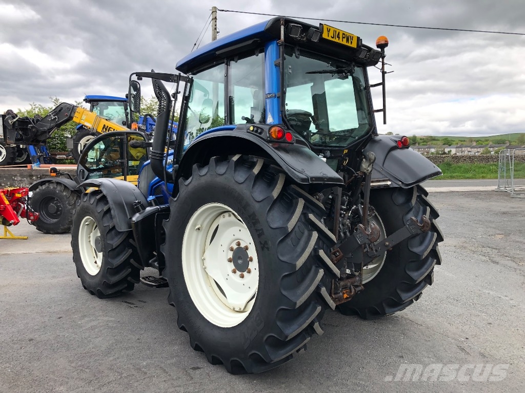 Valtra N 143 HT Traktory