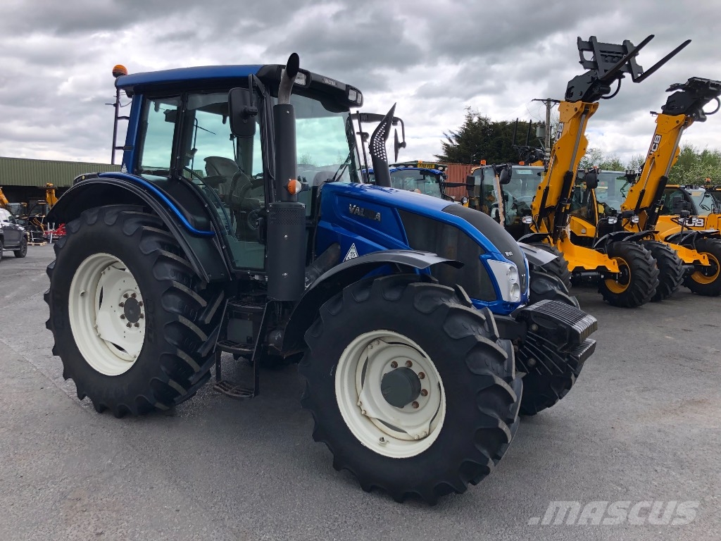 Valtra N 143 HT Traktory