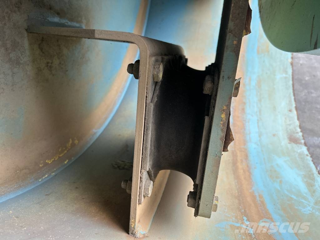 Ammann AV130X مداحل ثنائية الاسطوانة