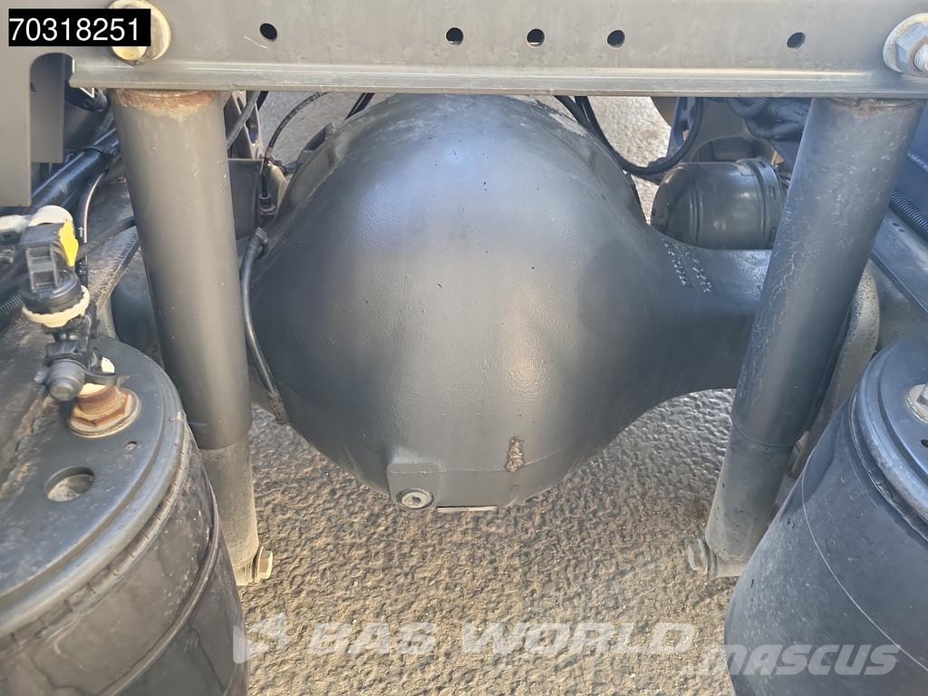Renault T 480 T 4X2 HIGH 2xTanks Xenon ACC Standklima Vlačilci