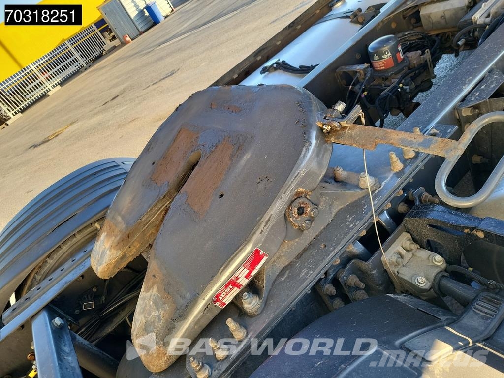 Renault T 480 T 4X2 HIGH 2xTanks Xenon ACC Standklima Vlačilci
