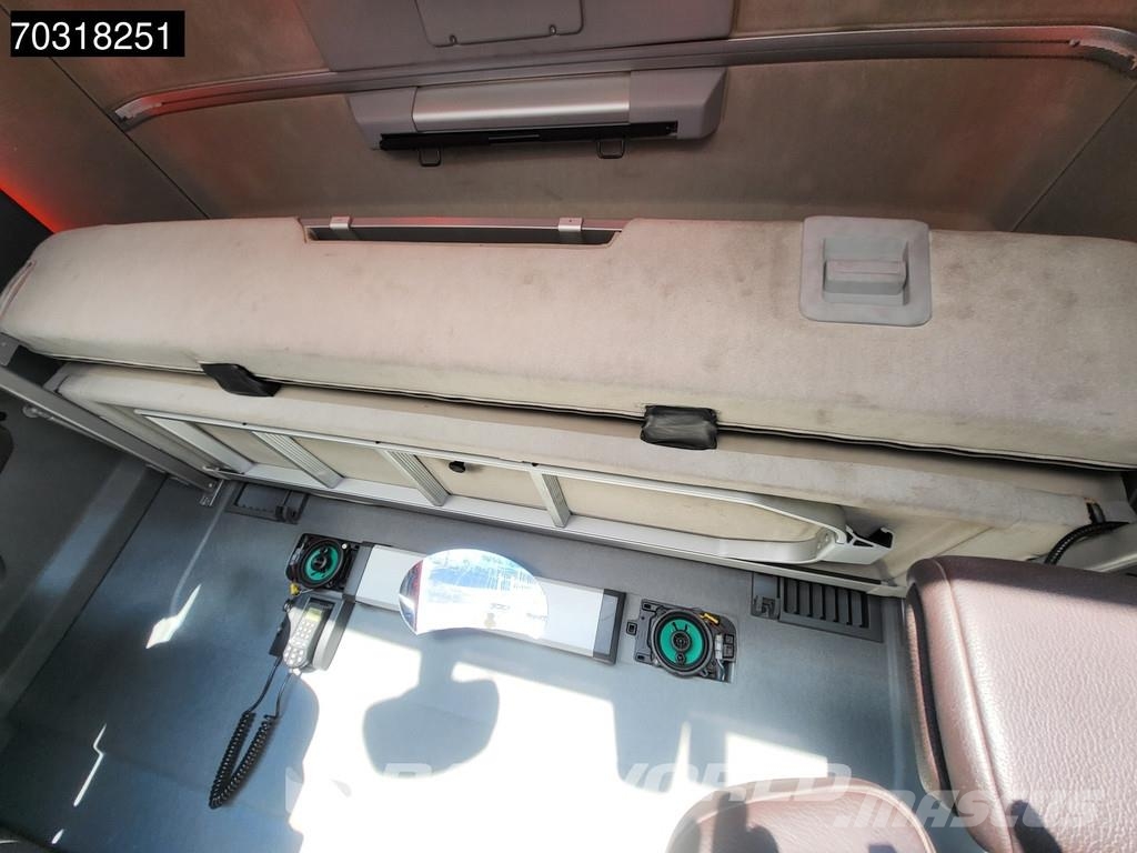 Renault T 480 T 4X2 HIGH 2xTanks Xenon ACC Standklima Tractor Units