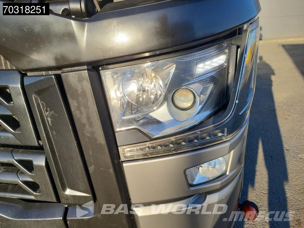 Renault T 480 T 4X2 HIGH 2xTanks Xenon ACC Standklima Vlačilci