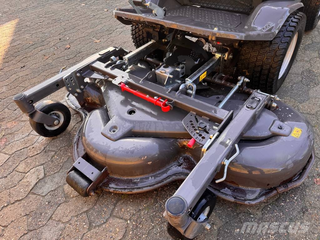 Husqvarna P 525 D Traktorske kosilice
