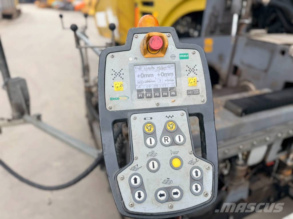 Vögele SUPER 1600-2 아스팔트 포장장비