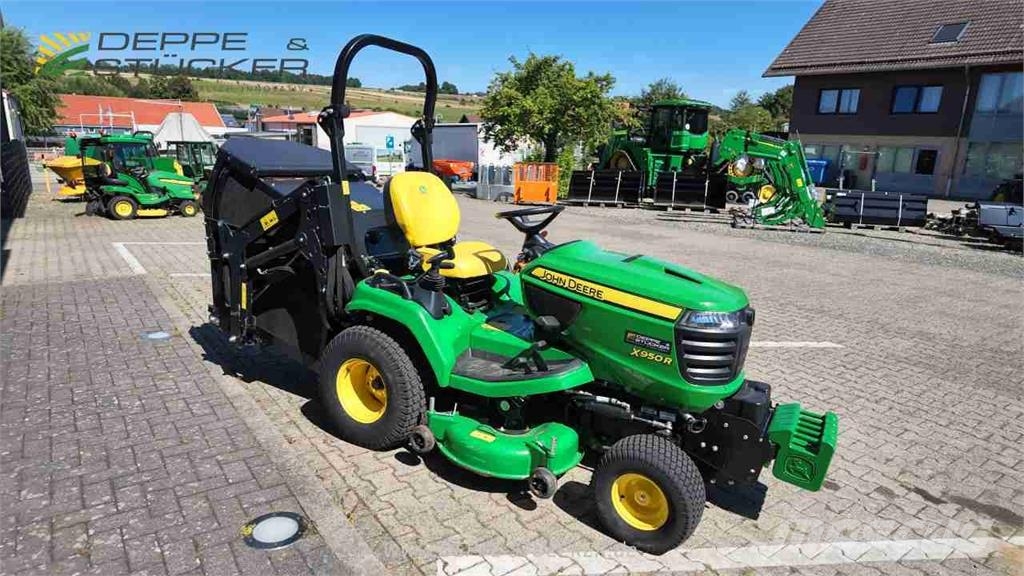 John Deere X950R mit Hochentleerung Other farming machines