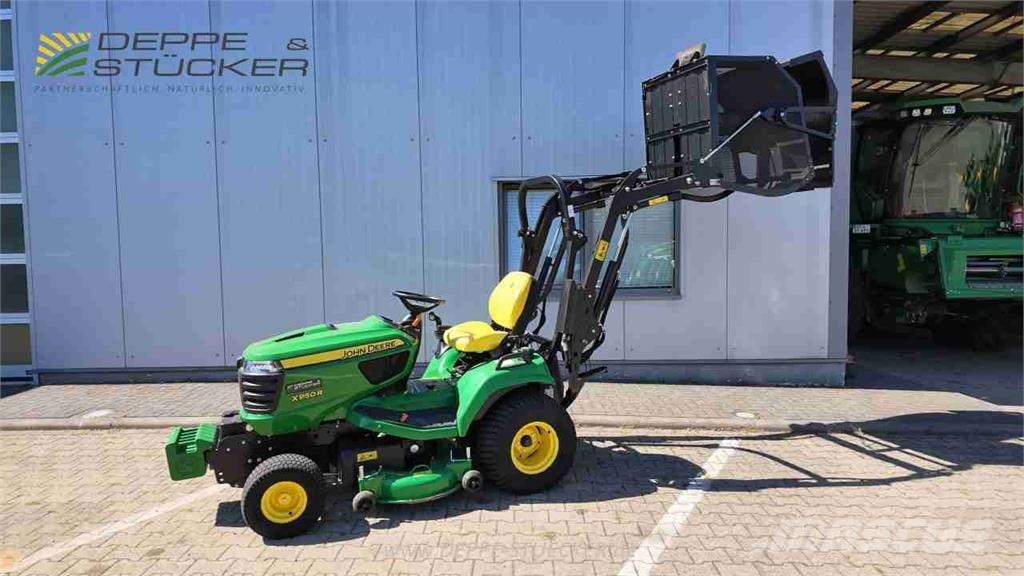 John Deere X950R mit Hochentleerung Other farming machines