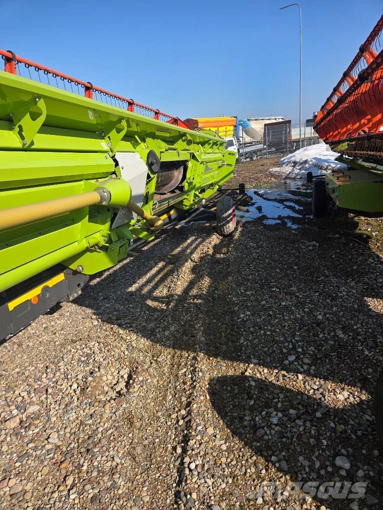 CLAAS Lexion 770 Θεριζοαλωνιστικές μηχανές