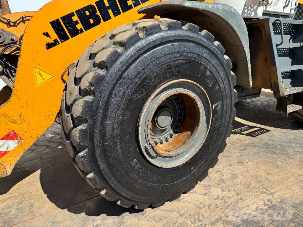 Liebherr L580 - German Machine / Joystick Controls Φορτωτές με λάστιχα (Τροχοφόροι)