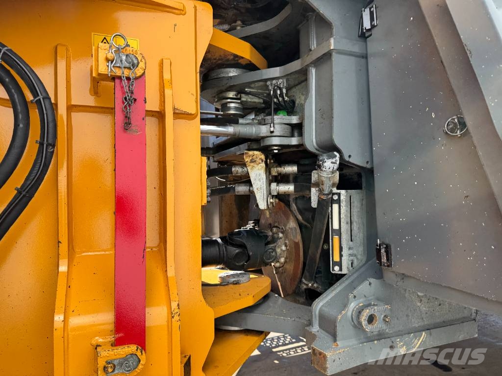 Liebherr L580 - German Machine / Joystick Controls Φορτωτές με λάστιχα (Τροχοφόροι)