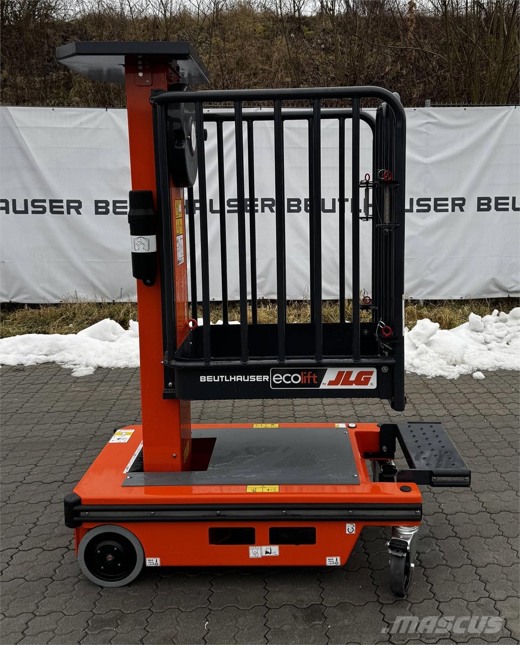 Power Tower EcoLift Other lifts and platforms