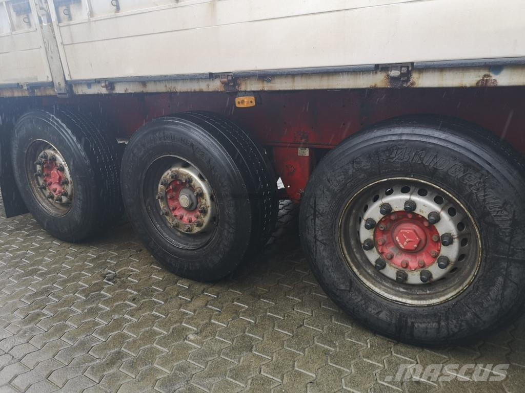 Schmitz Cargobull S01 Επίπεδες/πλευρικώς ανοιγόμενες ημιρυμούλκες