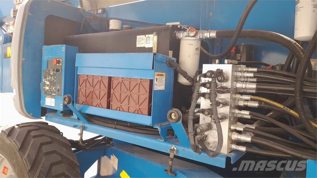 Genie Z135/70 Articulated boom lifts
