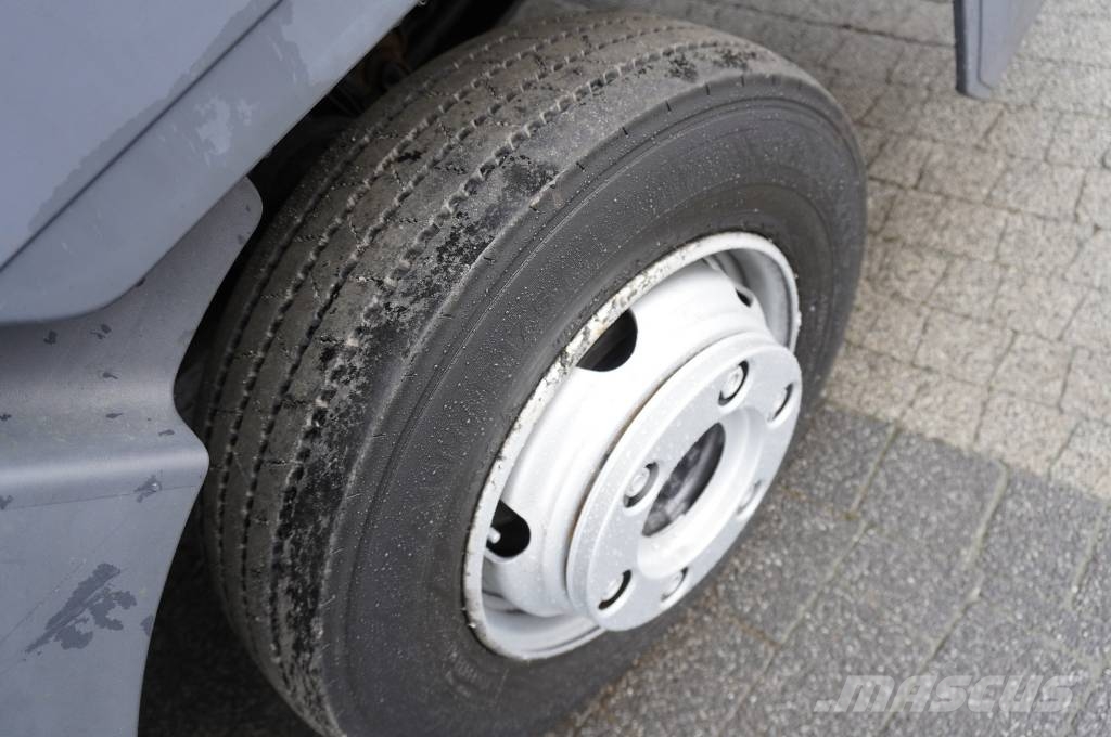 Mercedes-Benz Atego 816 E6 4x2 / container / 15 pallets Camiones caja cerrada