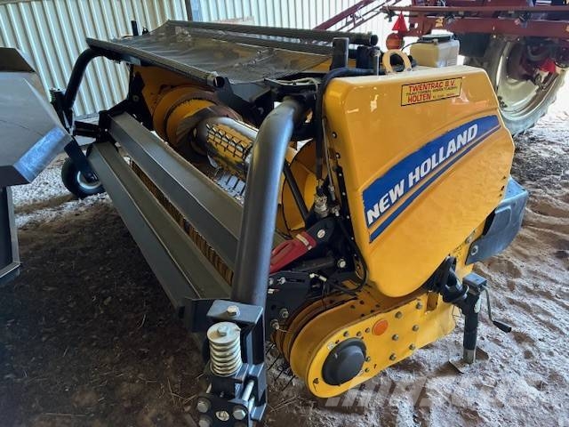 New Holland FR 650 علافات ذاتية الدفع