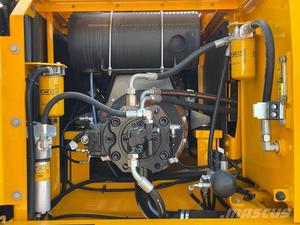 JCB 205 حفارات زحافة
